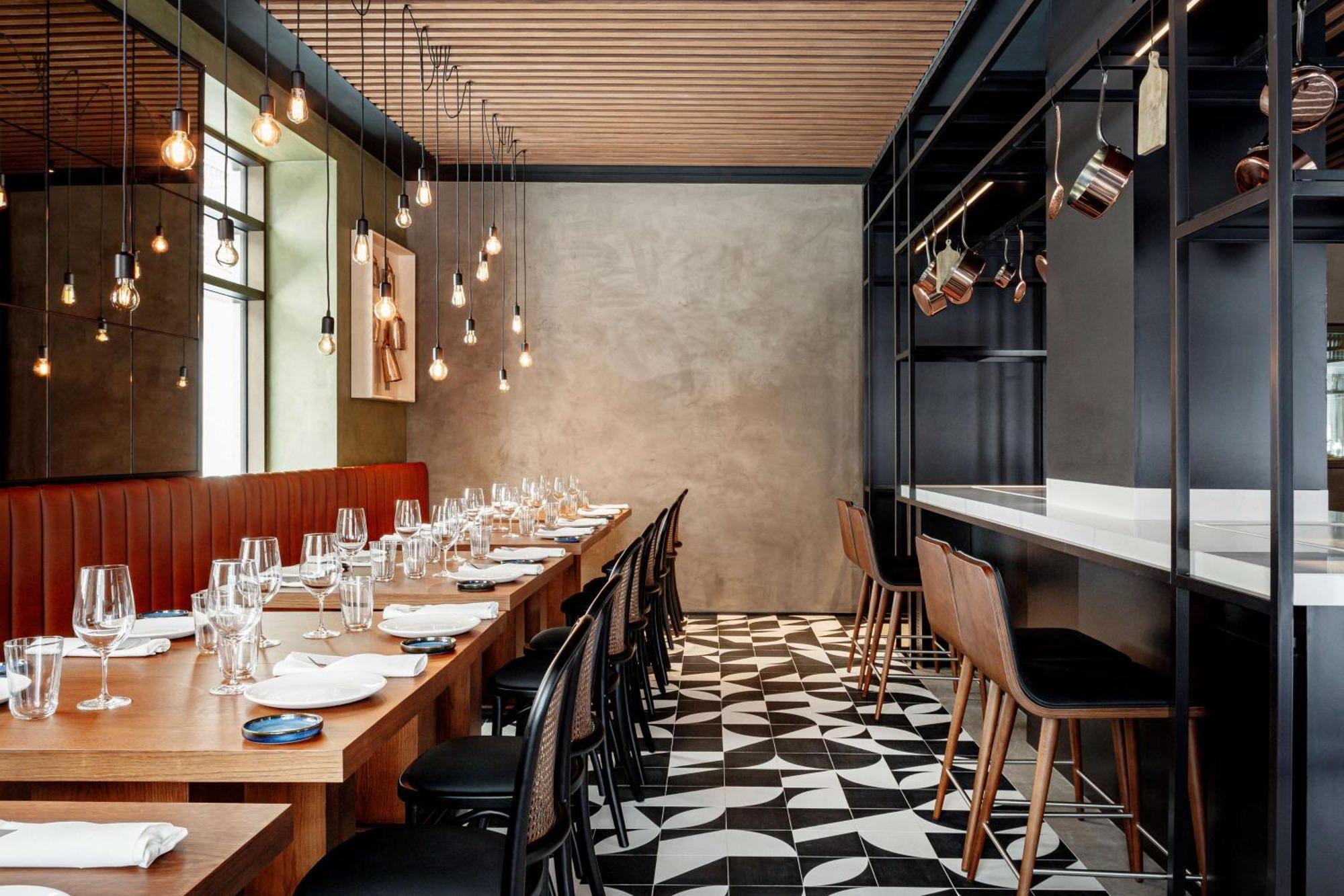 เรดิสัน คอลเลคชั่น โฮเทล มักดาเลนา พลาซา เซบียา Hotel เซบีญา ภายนอก รูปภาพ Restaurant interior