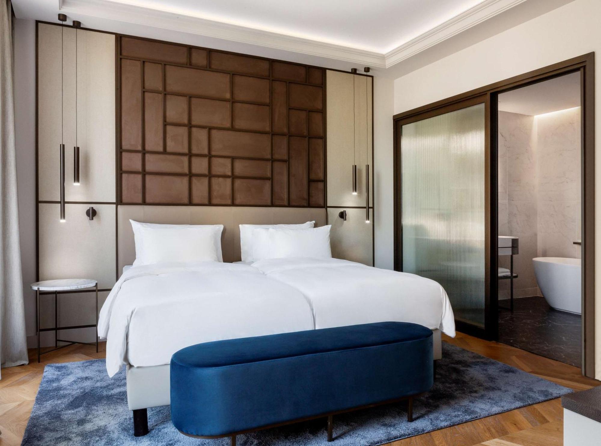 เรดิสัน คอลเลคชั่น โฮเทล มักดาเลนา พลาซา เซบียา Hotel เซบีญา ภายนอก รูปภาพ