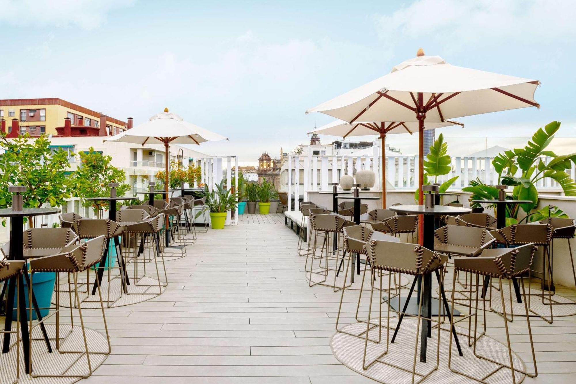 เรดิสัน คอลเลคชั่น โฮเทล มักดาเลนา พลาซา เซบียา Hotel เซบีญา ภายนอก รูปภาพ